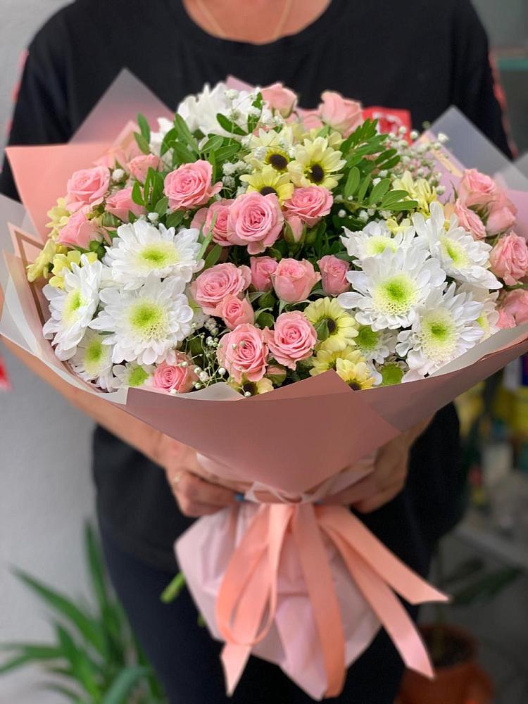 Букет цветов из: Розы и Хризантемы в Дубовке