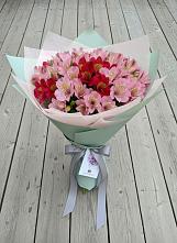 Букет цветов из:  Альстромерии #REPLACE_PRED# Дубовке