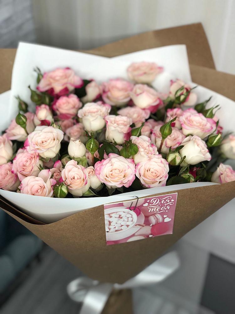 Букет цветов из: Розы в Дубовке