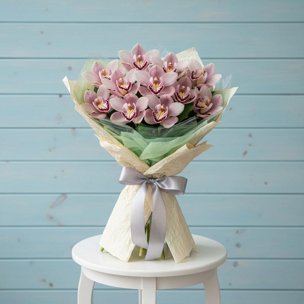 Букет цветов из: Орхидеи и Розы в Дубовке