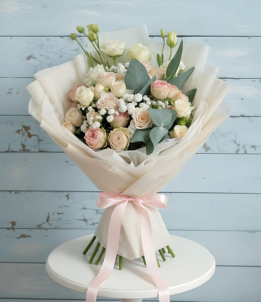 Букет цветов из: Розы и Лизиантусы в Дубовке