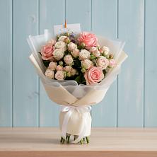 Букет цветов из:  Розы в Дубовке